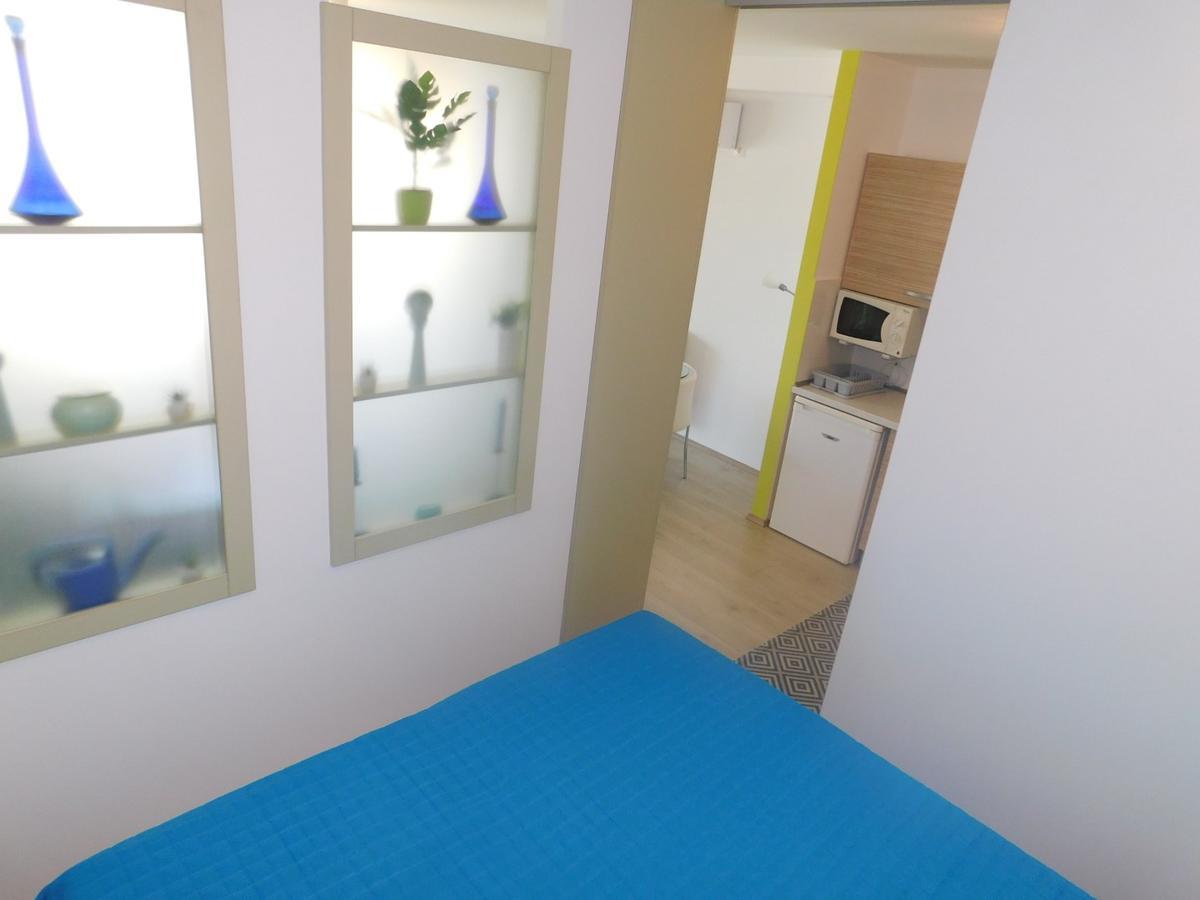 Ferienwohnung Relax Apartman Zamárdi Exterior foto